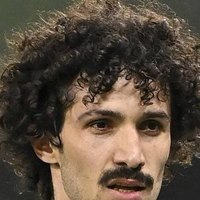 Vakhdat Khanonov
