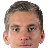 Dennis Praet